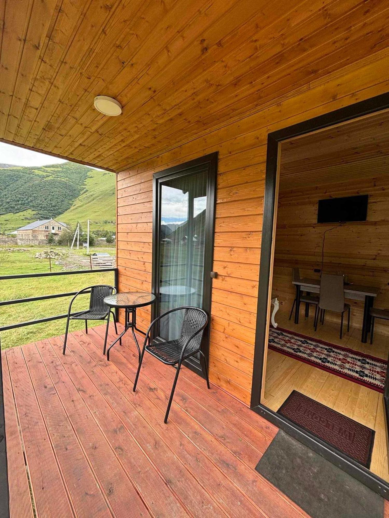 Quiet Cottage, Stepantsminda, Achkhoti エクステリア 写真